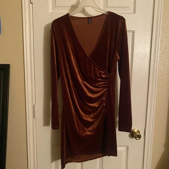 Dresses | Long Sleeve Brown Velvet Dress | Poshmark